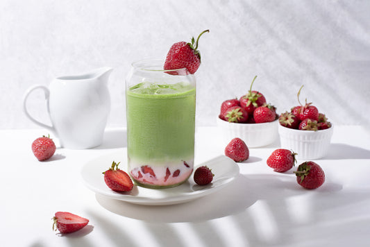 Strawberry Matcha-Latte